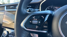 Jaguar F-Pace 2.0 D200 R-Dynamic Black 5dr Auto AWD Diesel Estate